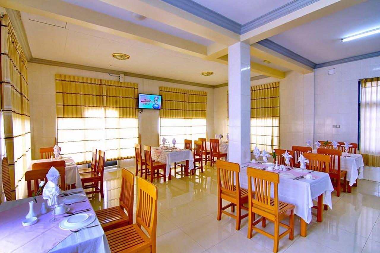 Hotel Smile Pyin Oo Lwin Extérieur photo