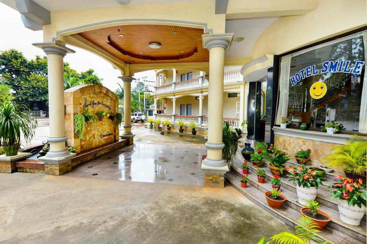 Hotel Smile Pyin Oo Lwin Extérieur photo